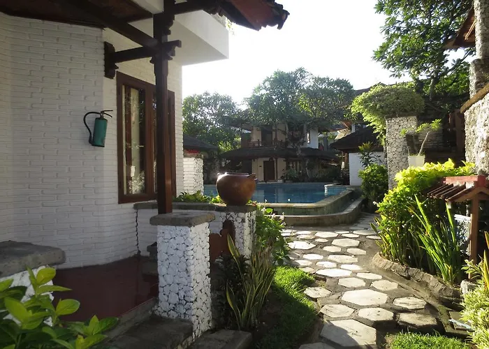 ホテル Balisani Padma
